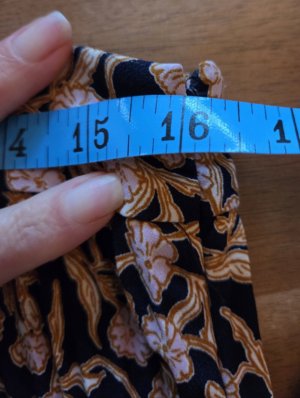 Boden Plisse Pleated Midi Skirt 10 - Picture 4 of 6